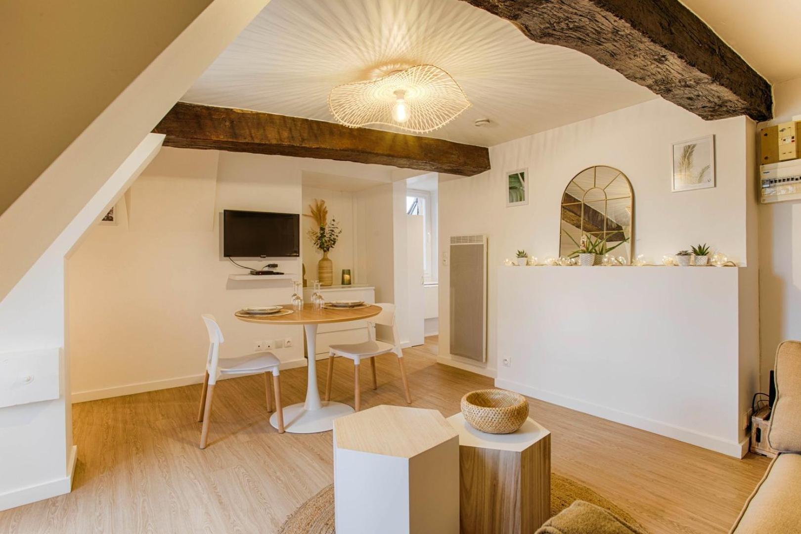 La Casa Amore — Joli Nid Douillet Place St-Sauveur カーン エクステリア 写真