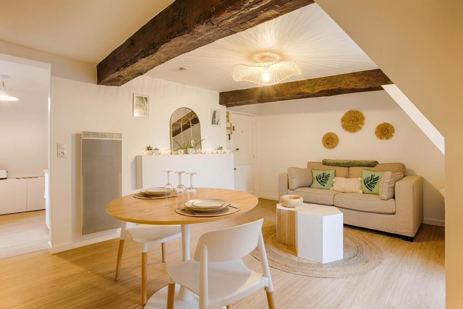 La Casa Amore — Joli Nid Douillet Place St-Sauveur カーン エクステリア 写真
